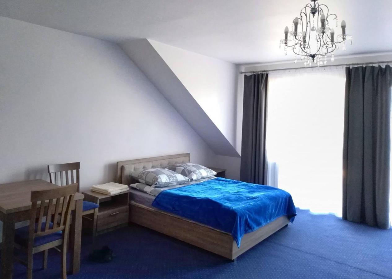 Arkadiaa Hotell Przytyk Exteriör bild